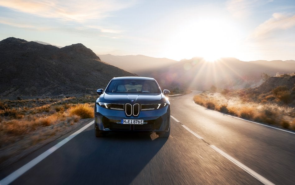 BMW iX3