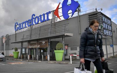 Francuski rząd broni Carrefoura