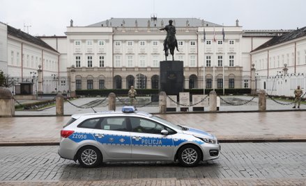 Policja zatrzymała 77-latka, który kierował groźby do prezydenta Karola Nawrockiego