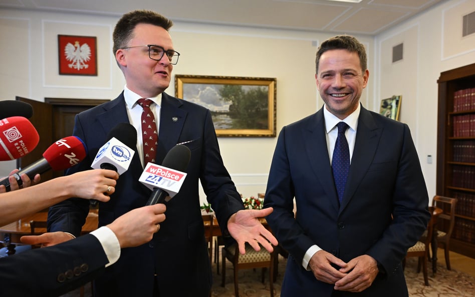 Kandydat Trzeciej Drogi Szymon Hołownia poparł kandydata Koalicji Obywatelskiej Rafała Trzaskowskieg
