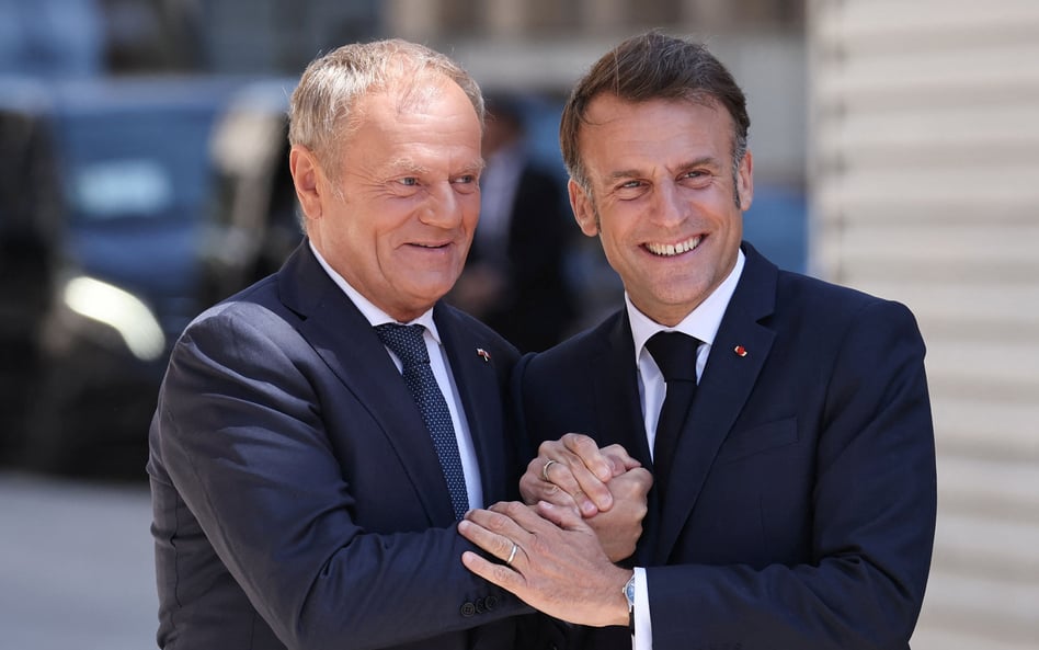 Donald Tusk i Emmanuel Macron