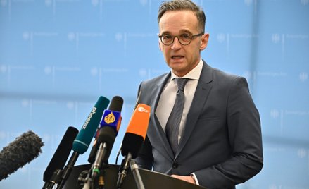 Szef MSZ Niemiec: Proszę, zostańcie w domach