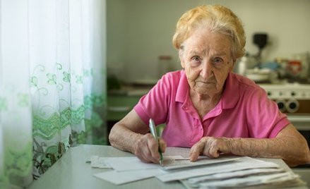 KRRiT nie może samodzielnie ustalać treści żądania strony – wyrok WSA