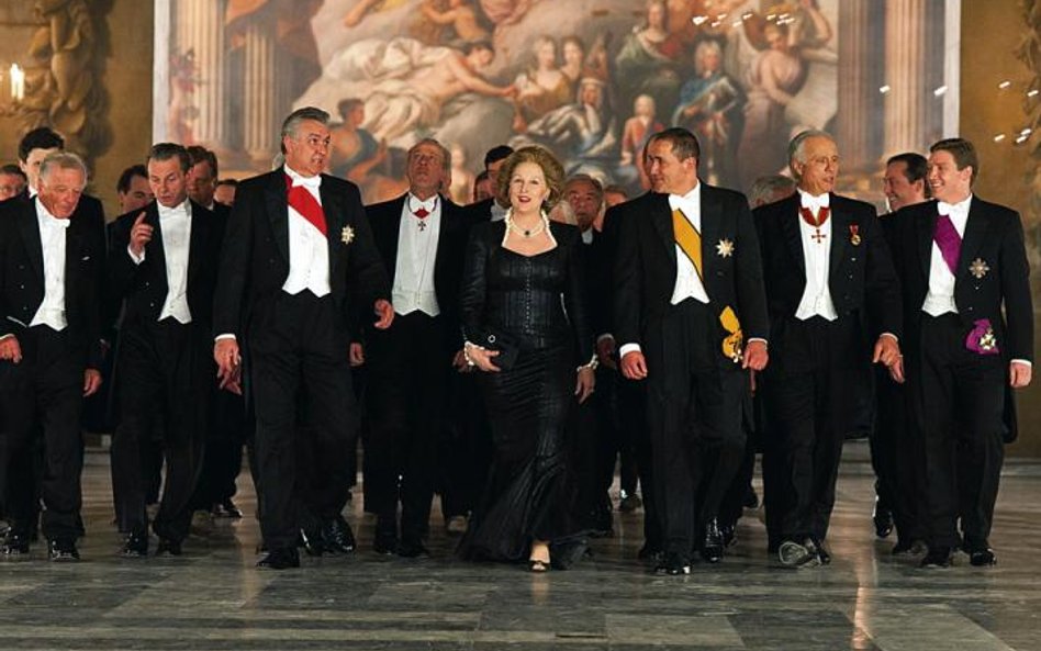 Majestatyczna Meryl Streep w roli pierwszej w historii Wielkiej Brytanii kobiety premier ujęła nawet