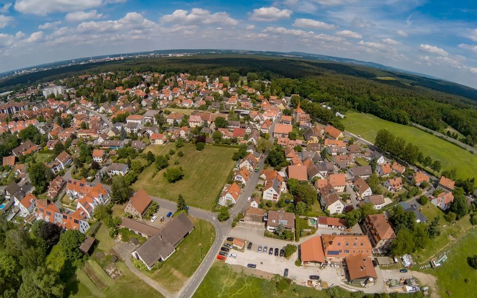 Przeznaczeniu terenu wyłącznie pod zabudowę jednorodzinną może utrudniać przyciągnięcie inwestorów –