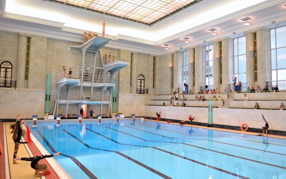 Basen w Pałacu Młodzieży wyremontowany w 2015 roku