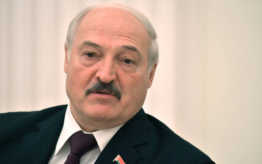 Łukaszenko: Zmienić konstytucję, by uniemożliwić opozycji przejęcie władzy