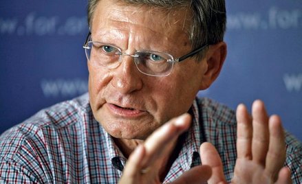 Leszek Balcerowicz, który był współtwórcą OFE, będzie ich bronił w telewizyjnej dyskusji z jednym z 