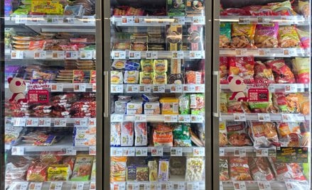 Naukowcy ostrzegają, że żywność ultraprzetworzona może pogarszać rokowania u osób, które przeżyły ch