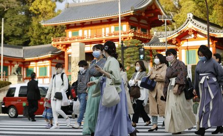 Koronawirus. Japonia: Ogniska w szkołach i przedszkolach na Okinawie