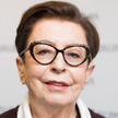Należy zacząć od edukacji i mówię o edukacji nie tylko pacjentów, ale całego społeczeństwa. Musimy m