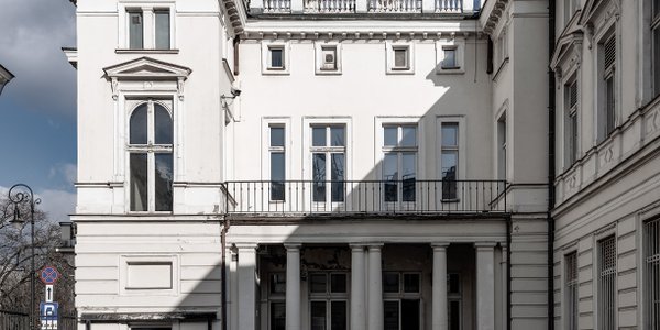 Art Warsaw Villa Róż, czyli sztuka współczesna w niecodziennej architekturze