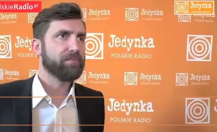 Kamil Dąbrowa bezprawnie zwolniony z radiowej Jedynki. Dostanie odszkodowanie
