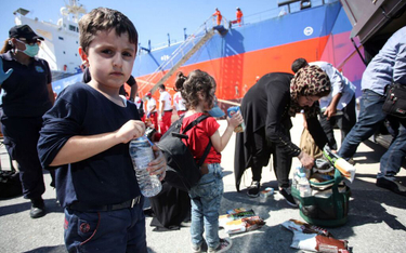 Nielegalni imigranci z Turcji znów szturmują greckie wyspy. Na zdjęciu: port w Heraklionie na Krecie
