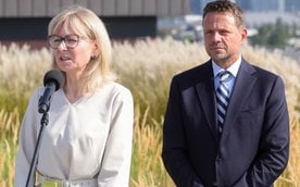 Prezydent Warszawy Rafał Trzaskowski i prezes MPWiK Renata Tomusiak