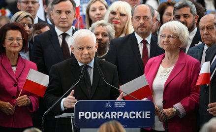 W poniedziałek Jarosław Kaczyński zamiast w studiu TVP, będzie na spotkaniu w Przysusze