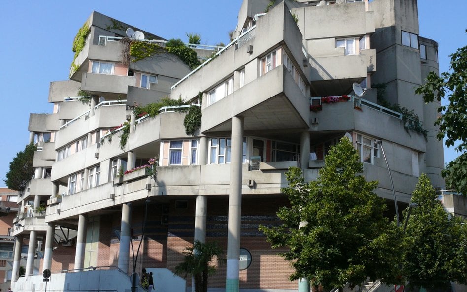 Autorką projektu Îlot 8 była architektka Renée Gailhoustet, specjalizująca się w budownictwie socjal