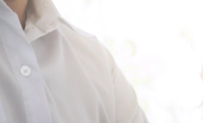 Spadki cen polis na świecie przyspieszają. Wojna na razie nie szkodzi