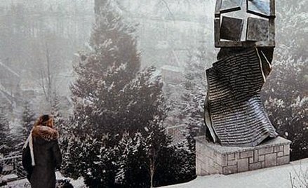 Na pomniku zostaną wyryte nazwiska wszystkich ofiar katastrofy