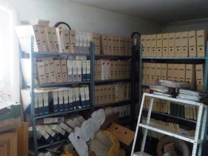 W opuszczonym budynku znaleziono 600 segregatorów zawierających wrażliwe dane osobowe