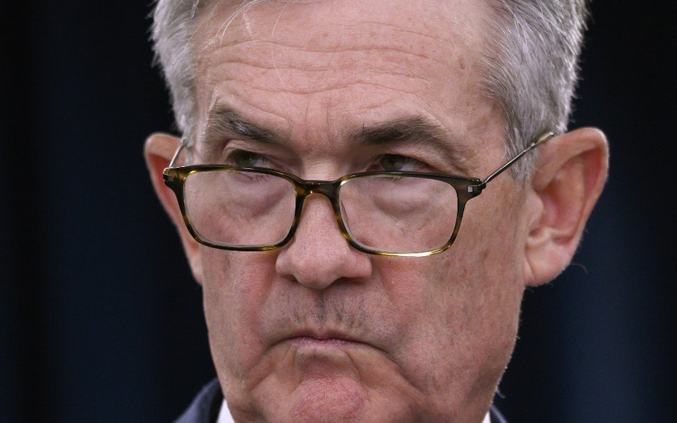 Powell dał sygnał do cięcia stóp?