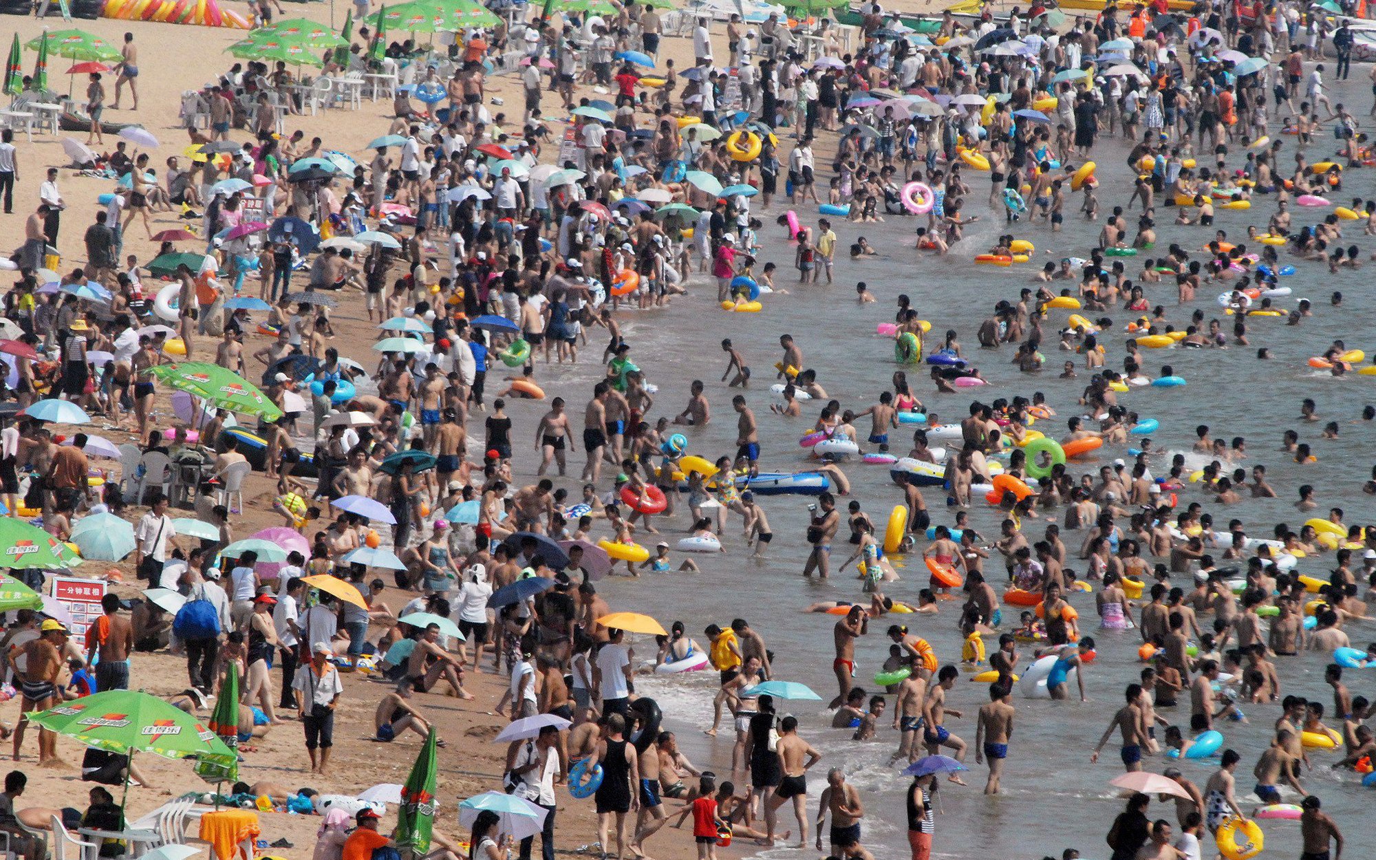 Kreml wysyła rosyjskich turystów do Chin. „Mogą tam odpocząć, jak w Egipcie lub Turcji”