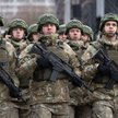 Sąsiad Polski przywraca pobór. Młodzi spędzą w armii nawet 9 miesięcy
