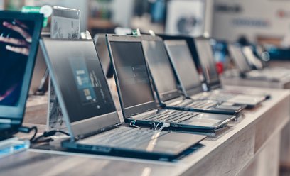 Dodatkowa opłata za smartfona lub laptopa przesądzona. Marta Cienkowska podpisała rozporządzenie
