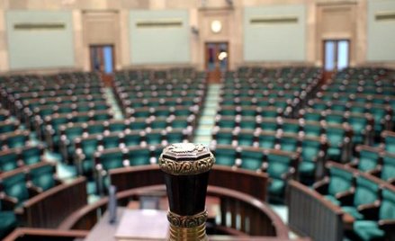 Wyborcy wrócili do PO na stałe