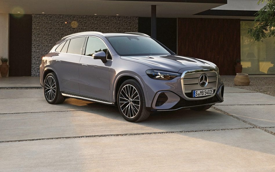 Mercedes GLC EQ startuje z ceną od 319 900 zł za wersję GLC 400 4Matic o mocy 489 KM