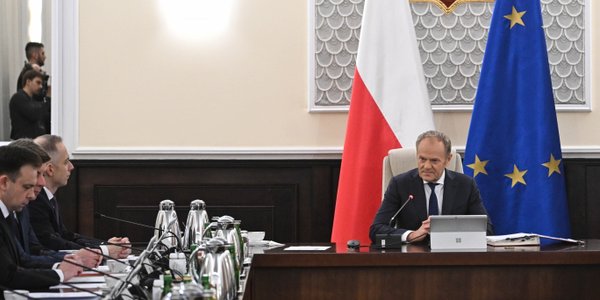 Rząd przyjął pakiet obniżający ceny paliw