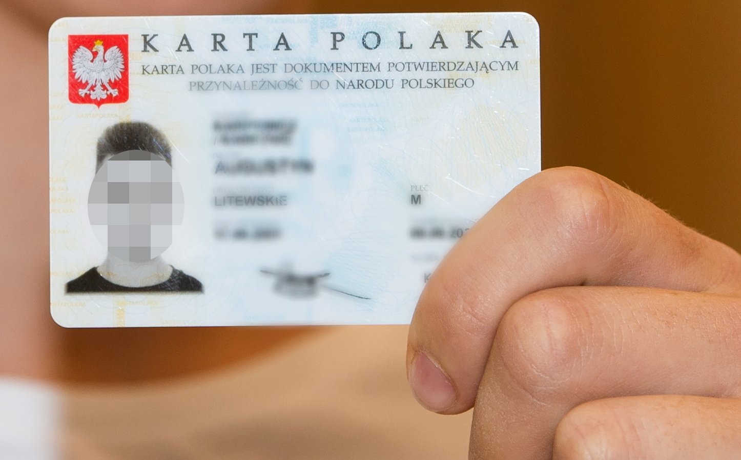 Rząd chce doszczelnić procedurę przyznawania Karty Polaka