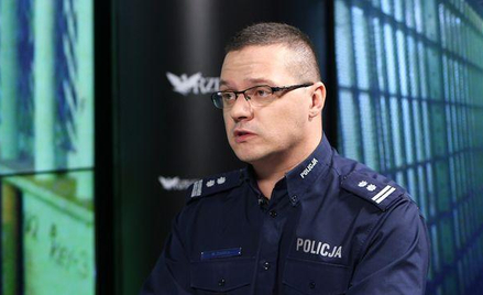 Nowe kierownictwo policji wskazuje, że za obsługę mediów społecznościowych odpowiadał Mariusz Ciarka
