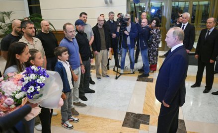 Tuż po wymianie Putin spotkał się z uwolnionymi więźniami