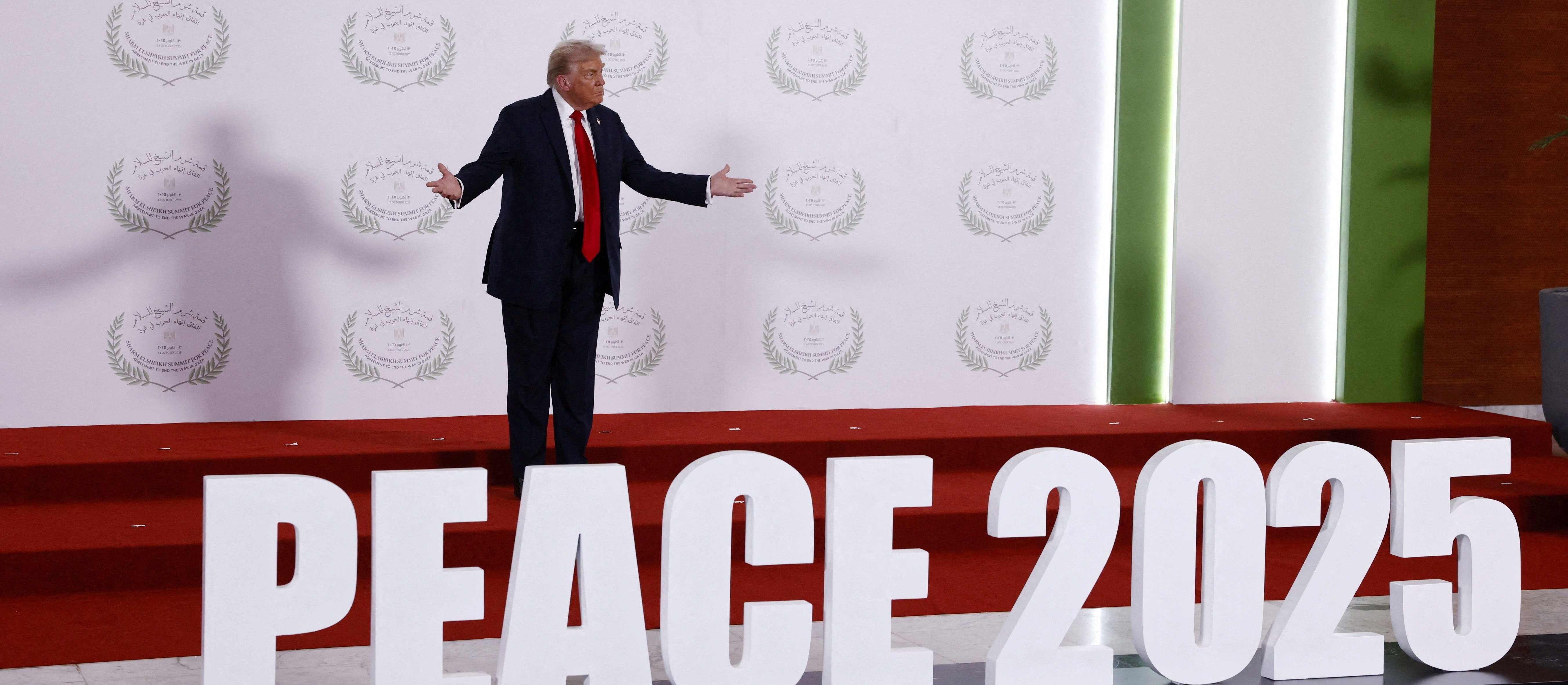 Donald Trump nakłada pokój na Bliski Wschód