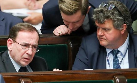 Mariusz Kamiński (z lewej) i Maciej Wąsik (z prawej) chcą obalić twierdzenia „agenta Tomka”. Ich zda