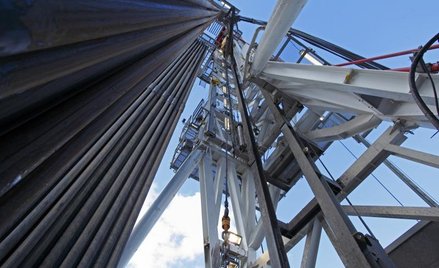 Niski kurs ropy i wycofywanie się firm z polskich łupków powodują, że grupa PGNiG odnotowuje spadek 