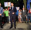 Rafał Trzaskowski i Łukasz Marek (zastępca burmistrza Wołomina) podczas wiecu wyborczego