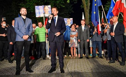 Rafał Trzaskowski i Łukasz Marek (zastępca burmistrza Wołomina) podczas wiecu wyborczego