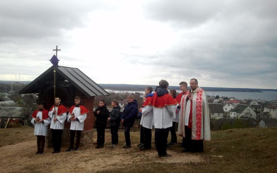 Kalwaria Miadziolska (Białoruś), Góra Trzech Krzyży
