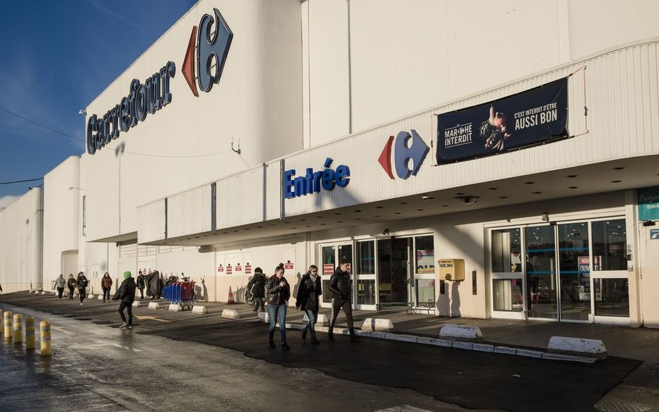 Carrefour chce kontrolować ubojnie w trosce o dobrostan zwierząt