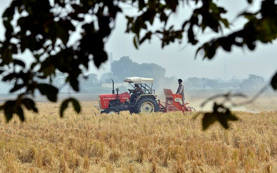 W Indiach powstał Uber dla rolników