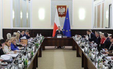 Wicepremier, minister obrony narodowej RP Władysław Kosiniak-Kamysz podczas posiedzenia rządu w KPRM