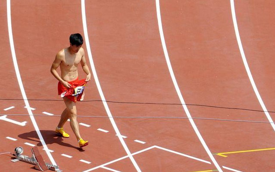 Liu Xiang opuszcza olimpijską bieżnię