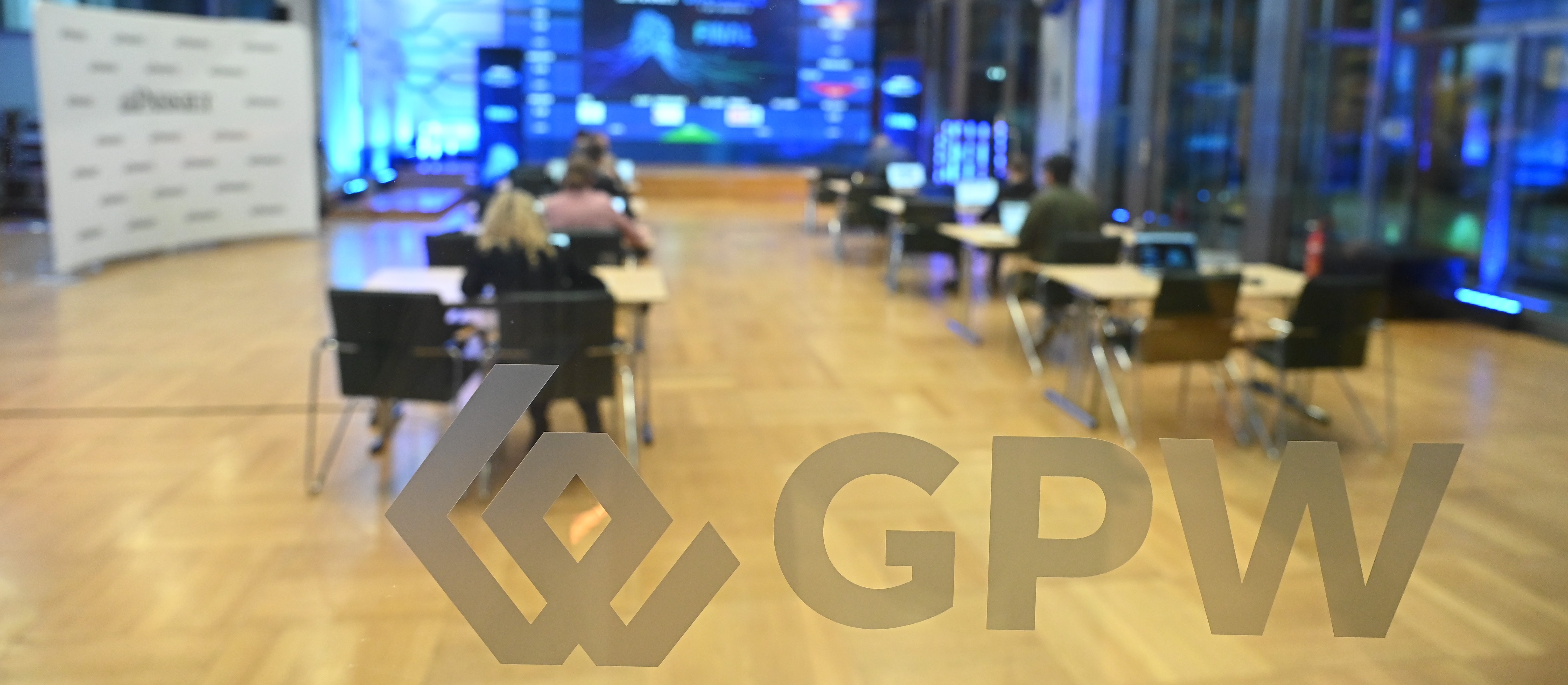 Muzyka na warszawskiej giełdzie wciąż gra