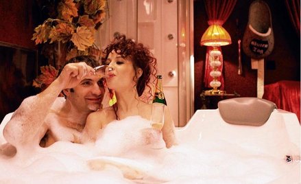 Oskar pragnie zmian. Zdradza Zuzanę z węgierską opiekunką do dziecka