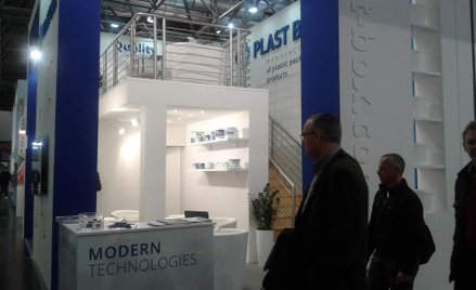 Plast-Box: Kurs w górę