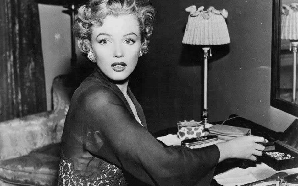 Menora należąca do Marilyn Monroe na aukcji. Dostała ją od teściowej