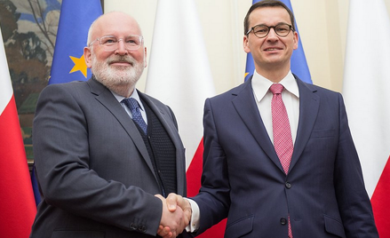 Timmermans rozmawia w Warszawie o praworządności