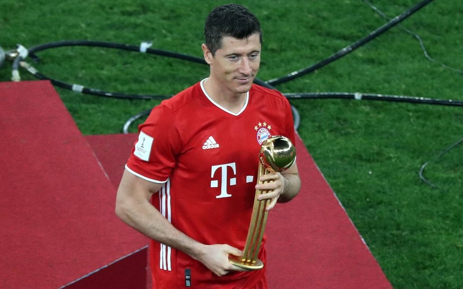 Lewandowski jak Messi i Ronaldo. Wygrał wszystko